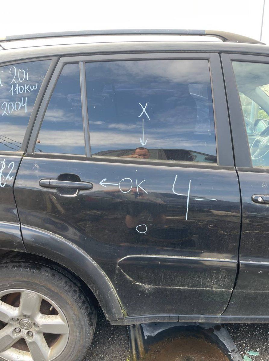 Door Rear Right TOYOTA RAV 4 II (XA20) (2000-2005)