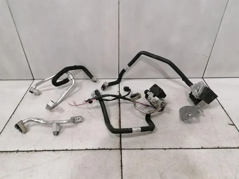 Mercedes S-Class W222 A/C Pipe A2228305405 Air Conditioning Air Conditioning