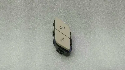 Interrupteur de verrouillage de porte droite pour Mercedes Classe S W222 A2229057607 Interrupteur de verrouillage de porte RE