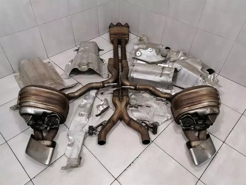 Porsche Panamera 971 2.9 Exhaust Silencer 971253351B Exhaust Muffler