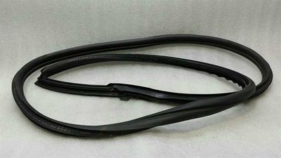 Porsche Cayman 987 vänster dörrtätning 98753707504 dörrtätning vänster