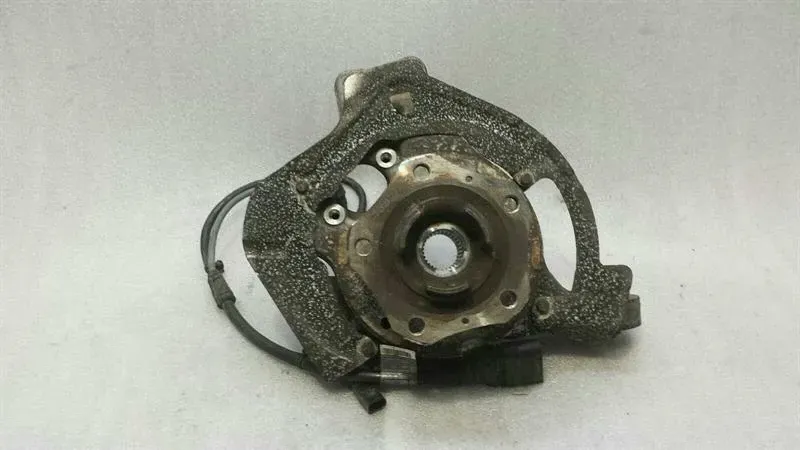 Porsche Panamera 970 right rear hub 97033161220 wheel bearing housing rear right