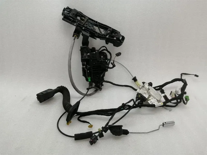 Mercedes S-Class W222 RRH Door Lock Keyless-Go A0997308200 Door Lock Re