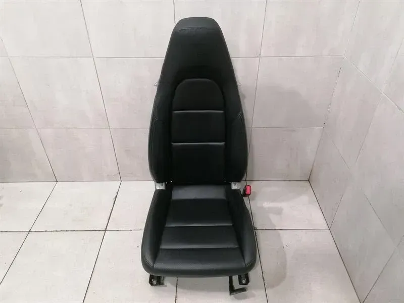 Porsche Cayman 718 right seat 4-way right seat interior