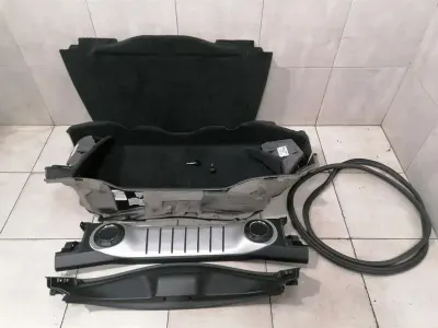 Porsche Cayman 718 bagāžas nodalījuma pārsegs 982863022 bagāžas nodalījuma ieliktnis