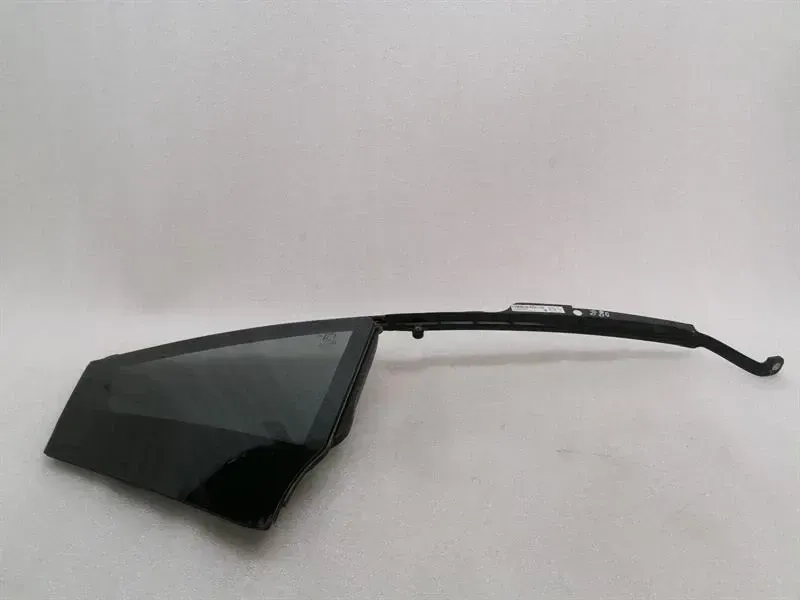 Porsche Panamera 971 Right Rear 1/4 Glass 971845026H Door Window 1/4 Rear RH