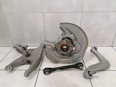 Porsche Macan 95B left rear hub 95B505431BY wheel bearing housing rear left