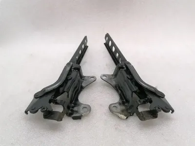 Porsche Macan 95B Bonnet Hinge Set 95B823302E Hood Hinge Set
