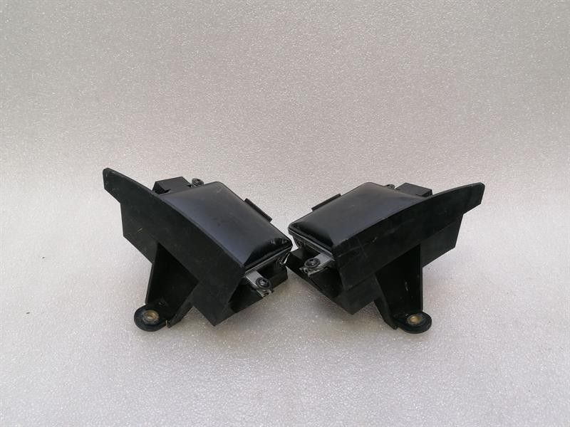 PORSCHE MACAN 95B Lane assist radar Sensor 8T0907568B Spurwechselass