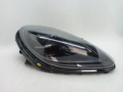 Porsche Macan 95B right headlight 95B941080BC PDLS headlight headlight right