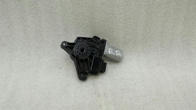 Mercedes C Class W205 RRH Door Window Motor A2139060602 Window Regulator Motor