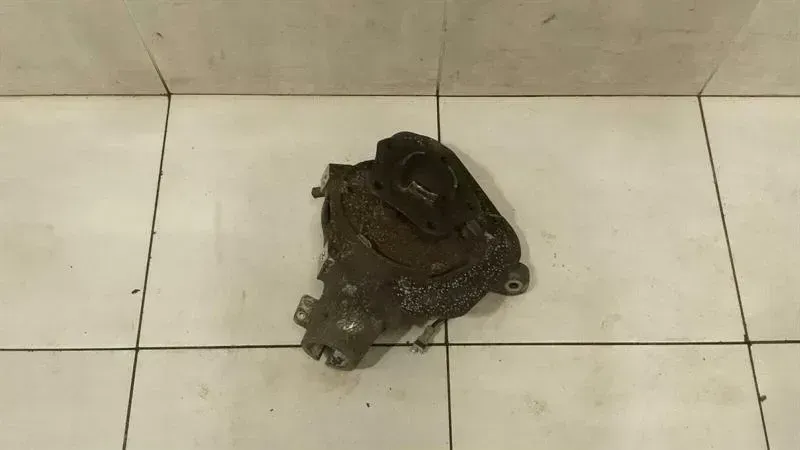 Porsche Boxster 987 Right Rear Hub 98733165805 Wheel Bearing Case Rear Right