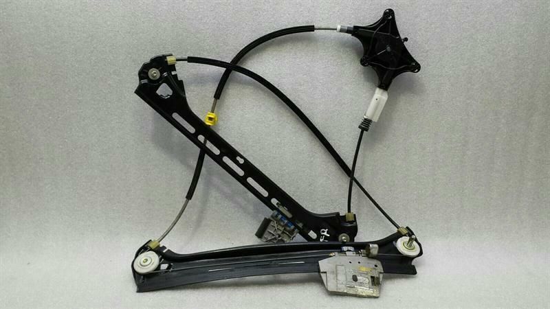 Mercedes E Class W207 FRH Door Winder A2077200446 Front Right Window Regulator