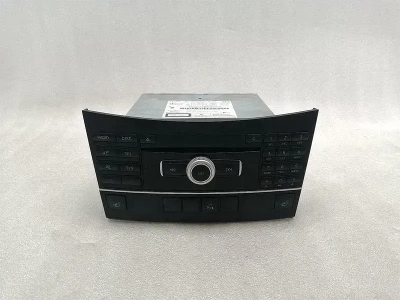 Mercedes E Class W207 CD player A2129004910 audio system controller COMAND