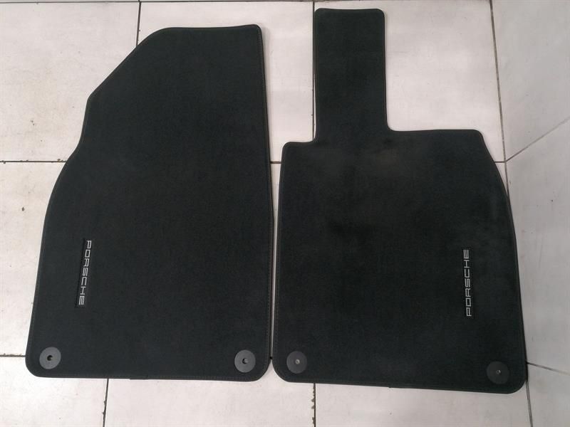 Porsche Boxster 718 Floor Mat Set RHD RIGHT HANDLEBARS