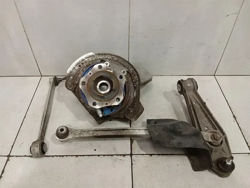 Porsche Cayman 718 Left Rear Hub 982505436A Wheel Bearing Housing Rear Left