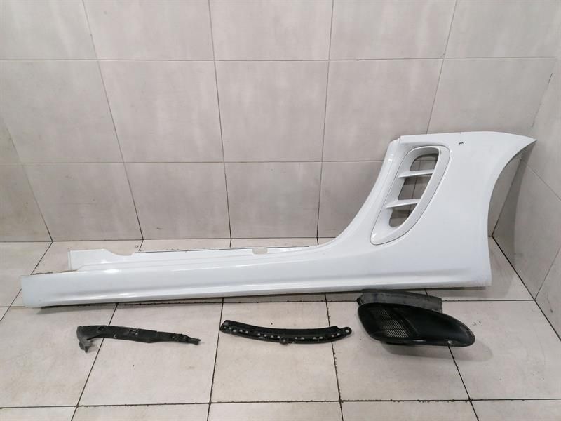 Porsche Boxster 718 side skirt 982853563 left side skirts