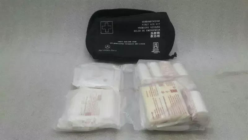 Mercedes A Class W176 First Aid Kit Bandage Box Verbatant Bag X156 W117