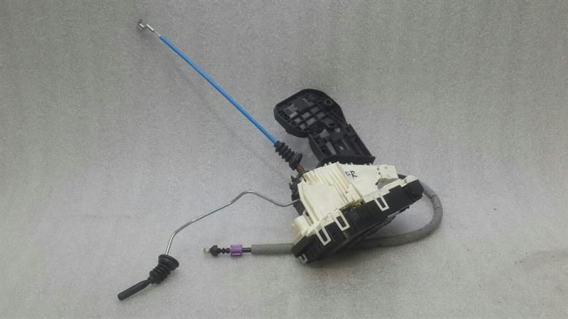 Mercedes A Class W176 Right Door Lock A1667200635 Front Door Lock Re A200