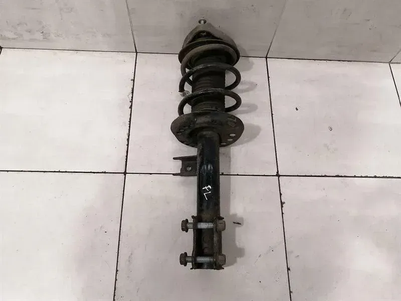 Mercedes GLA X156 shock absorber FLH A1563231900 shock absorber front left