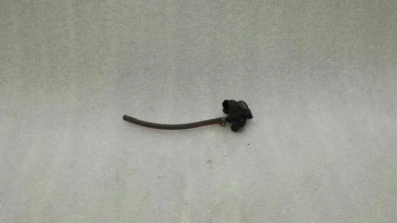 Mercedes SLK R172 pressure sensor A0071530028 pressure sensor OM651