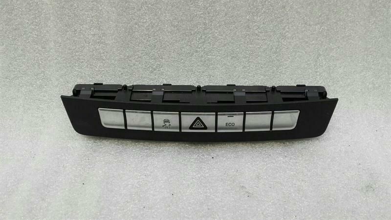 Mercedes SLK R172 Switch Block Hazard Switch A1729051000 Switch