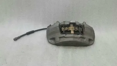 Étrier de frein avant gauche Mercedes C W205 A0114219598, pack AMG