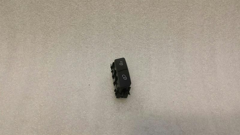 Mercedes SLK R172 door lock switch A2049058502 switch central locking RE