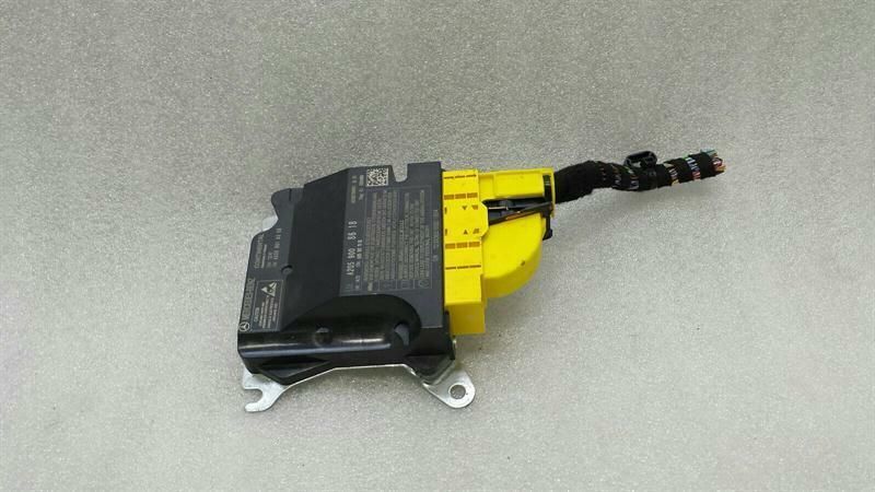 Mercedes C Class W205 Safety Module ECU A2059008618 Air Control Unit SRS