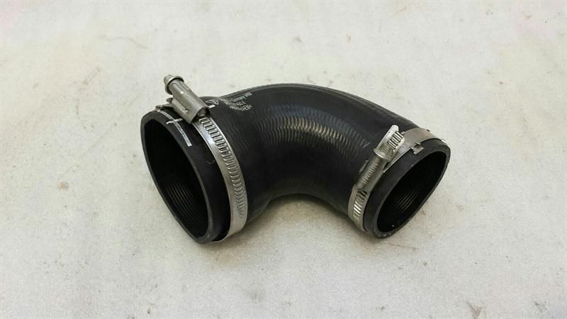 Porsche Boxster 718 intercooler pipe 982129498E pressure pipe charge air pipe 2.0T