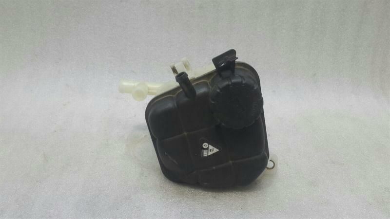 Mercedes ML W166 X166 Expansion Tank A1665000049 Expansion Tank Coolant