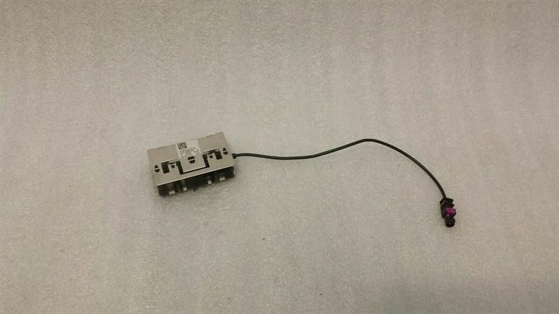Mercedes A Class W176 Aerial / Antenna A1569057900 Antenna Amplifier