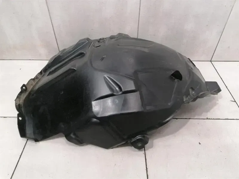 Mercedes CLS C257 W257 WHEEL ARCH LINER A2576909501 WHEEL RUN COVER VR FR