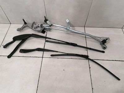 Moteur d&#39;essuie-glace avant Mercedes CLS C257 W257 A2138205904 moteur d&#39;essuie-glace avant RHD