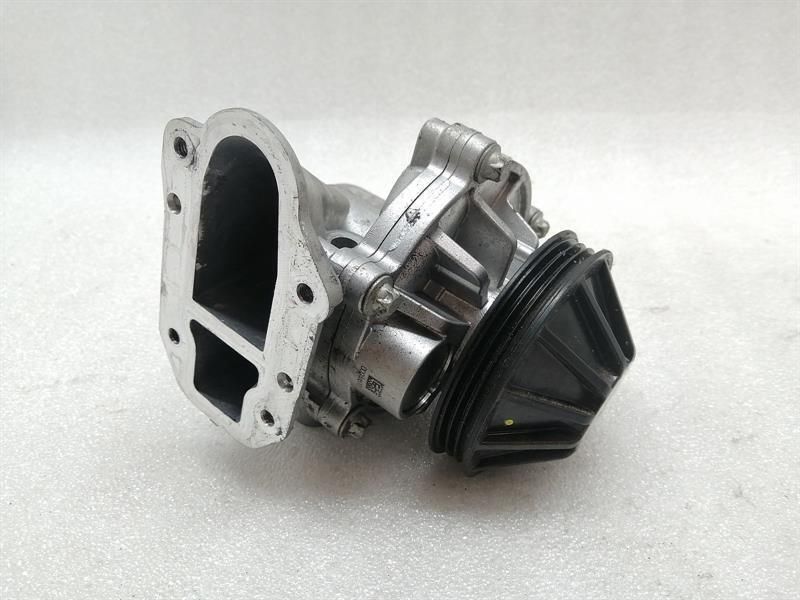 Mercedes CLS C257 W257 Additional Cooling Pump A6542000600 Coolant Pump Pump