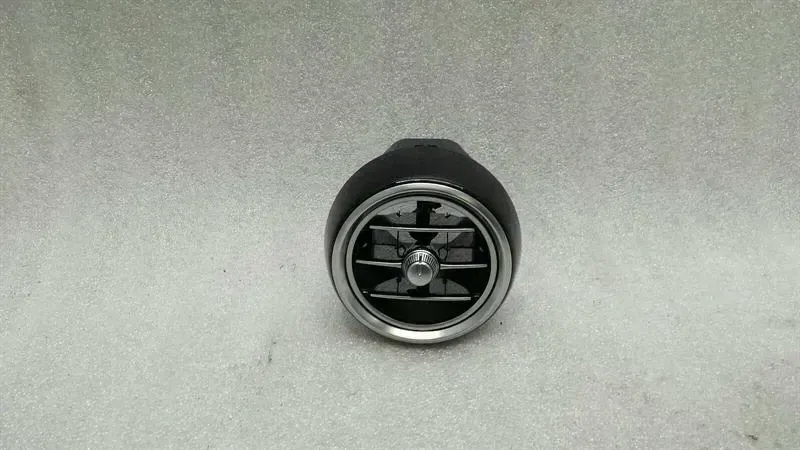 Mercedes C Class W205 Air Vent A2058304604 Ventilation Nozzle Vent Grille.