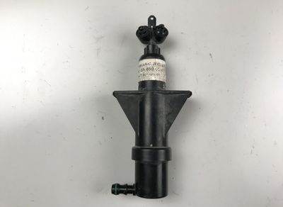 A1638600547 Priekšējo lukturu mazgātāja sprausla labā puse MERCEDES-BENZ ML-CLASS (W164) (2005-2011)