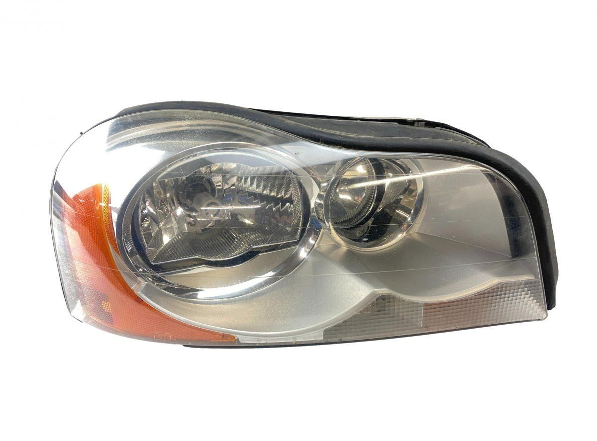 89902043 Headlight right VOLVO XC90 I (2002-2014)