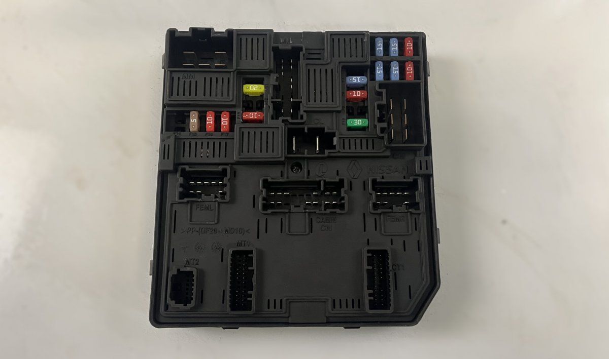 284B74BA0A 521501F09 Fuse box NISSAN QASHQAI II (J11) (2013-2021)