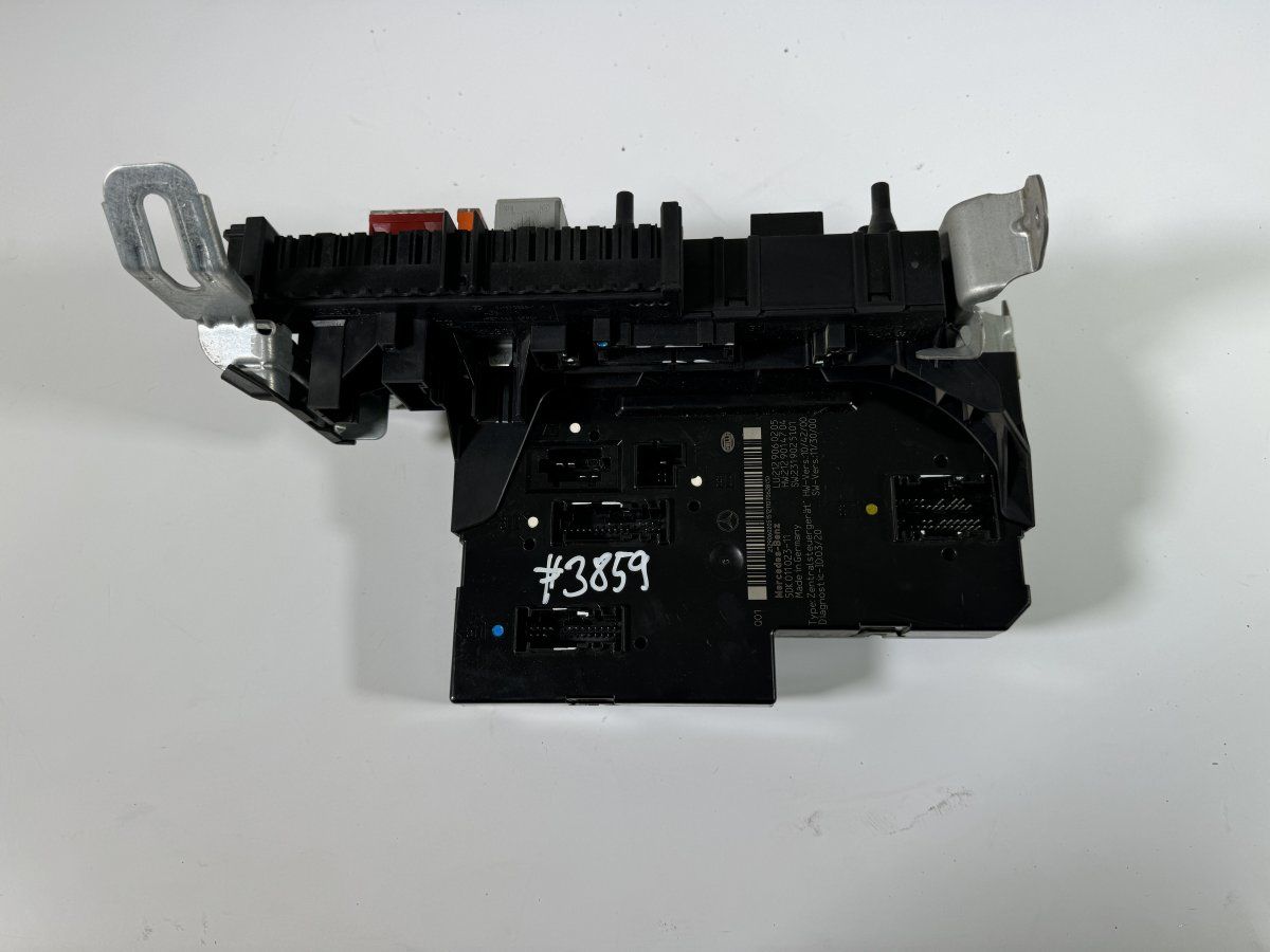 2129060205 2129014704 5DK011023-11 Fuse box MERCEDES-BENZ E-CLASS (W212) (2009-2016)