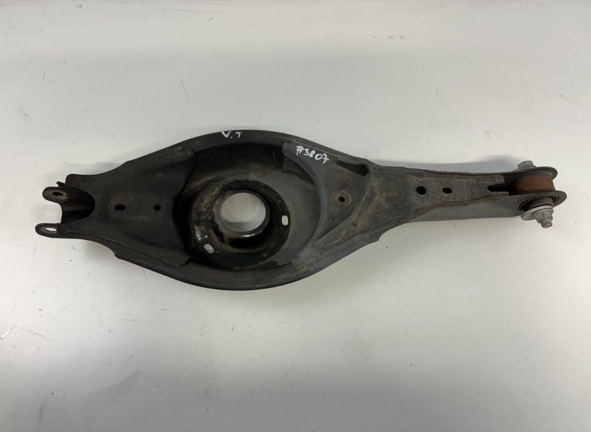 B45A-28-350 B45A28350 Rear Axle Track Control Arm lower left MAZDA 3 III (BM) (2013-2018)