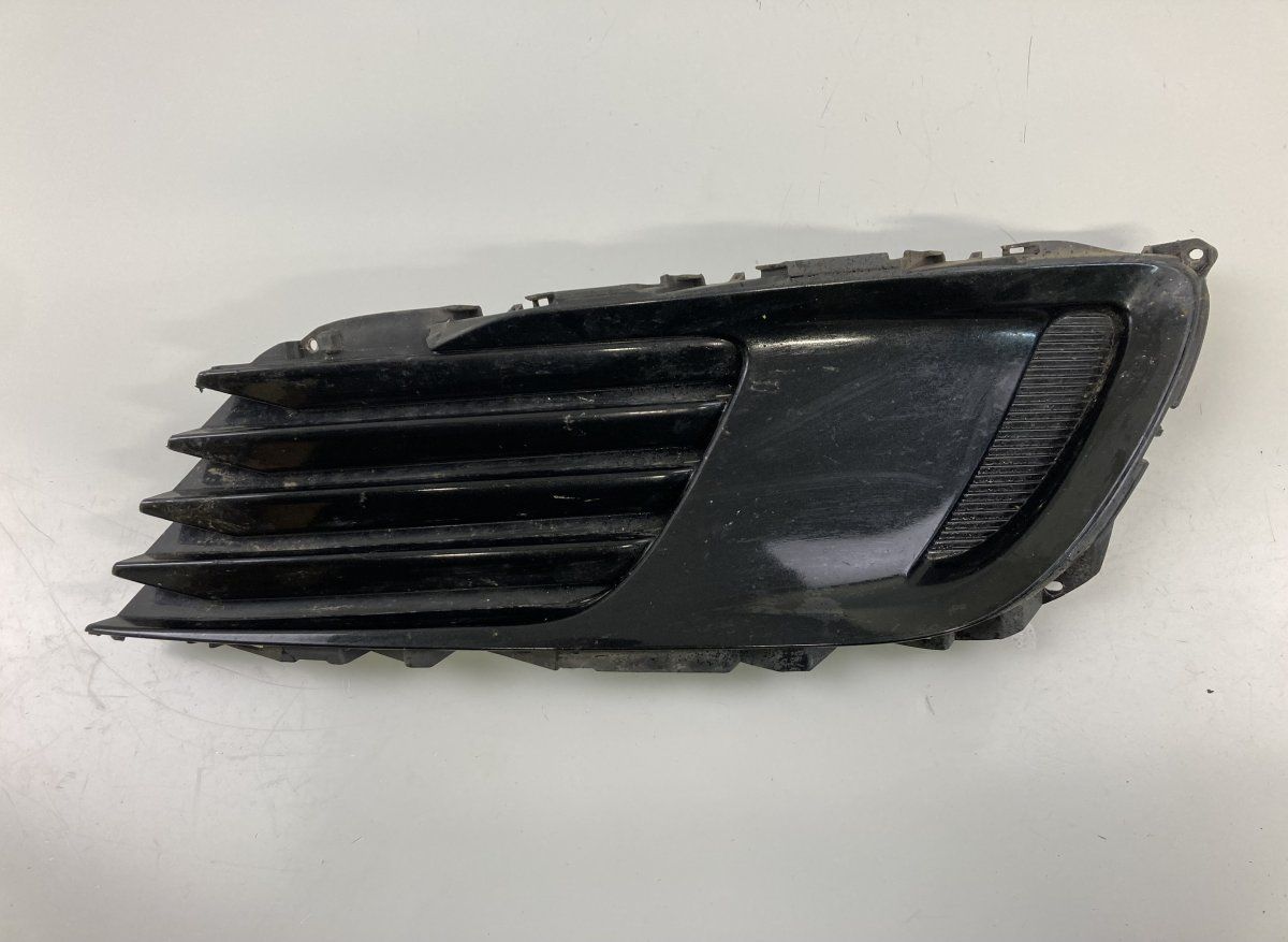 5203002230 5203002220 5203002120 8148102590 8148102570 Front Bumper Grille Right TOYOTA AURIS (E18) 2012-2018