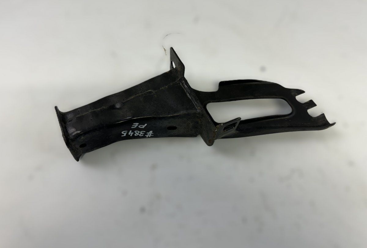 31329436 Front Bumper beam holder right VOLVO XC60 I (2008-2017)