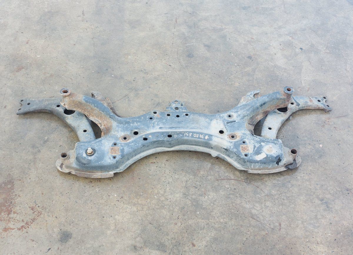 512010F021 Front Axle Beam TOYOTA COROLLA Verso II (AR10) (2004-2009)