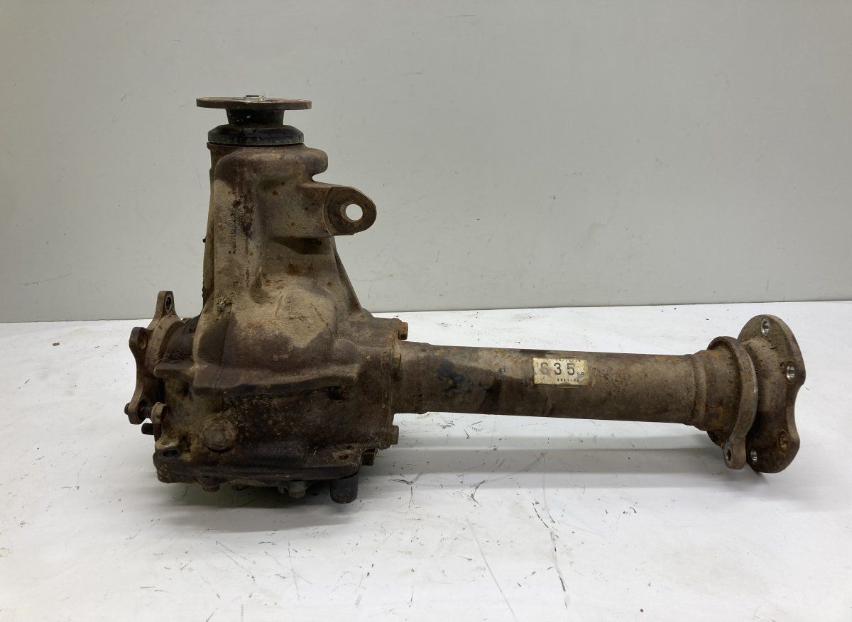 4111026570 Front axle Differential TOYOTA HIACE / GRANVIA (XH10, XH20) (1995-2004)