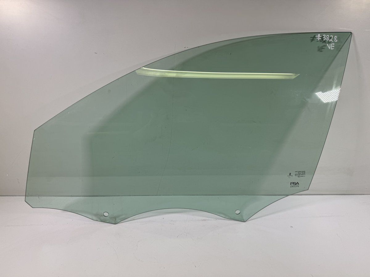 9832846480 Door window glass front left CITROËN C4 III / X (C41) (2020-)