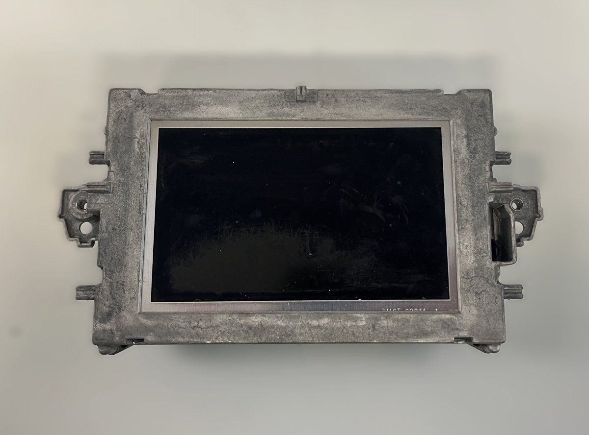 A2C32394200 Dash screen MERCEDES-BENZ E-CLASS (W212) (2009-2016)