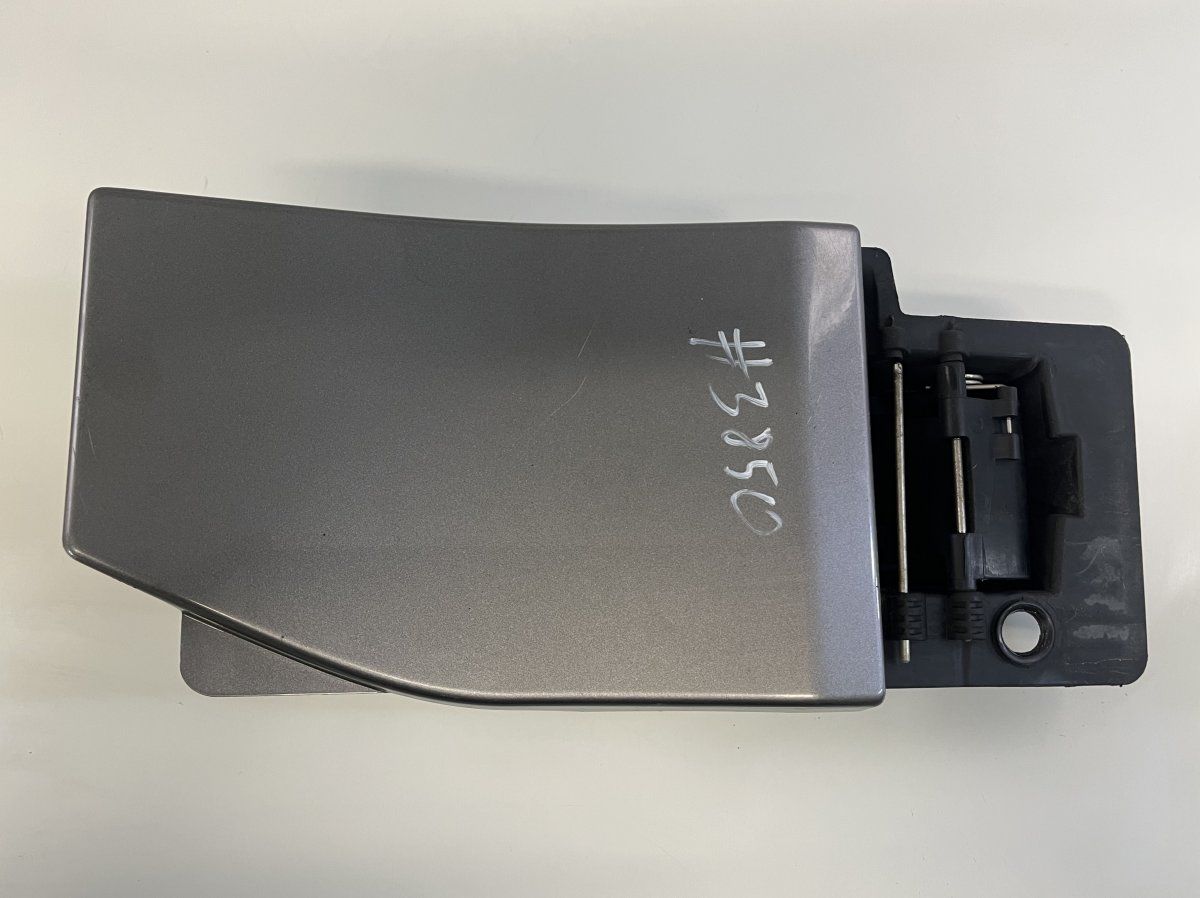 781209835R 781203326R A165M0020 A165M0010 93457385 93457834 Fuel flap OPEL VIVARO B (2014-2018)