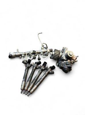 0526023416H 04L130277AN 28506046 0358KK17R55 04L130089F 28477820 0496169KKR 04B130755H 04L130277BD Горивно-нагнетателна помпа, дизел AUDI Q2 (GA) (2016-)