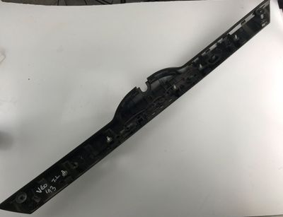 Bootlid / tailgate moulding VOLVO S60 II / V60 I (2010-2018)
